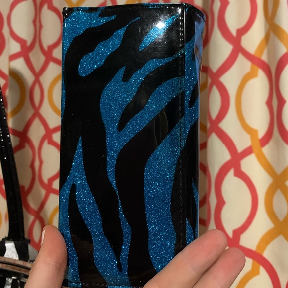 wallet - Picture 3 of 4